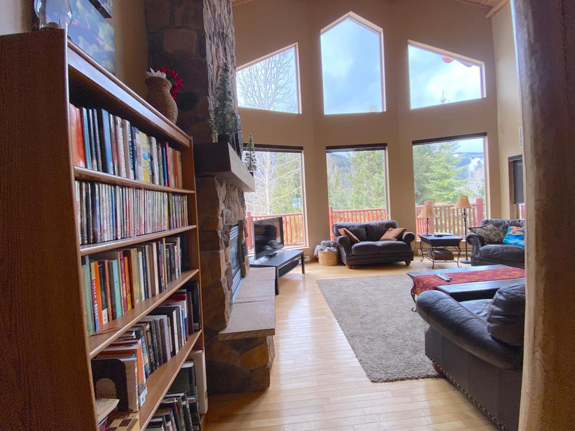 Morrisey Chalet At Sun Peaks Dış mekan fotoğraf