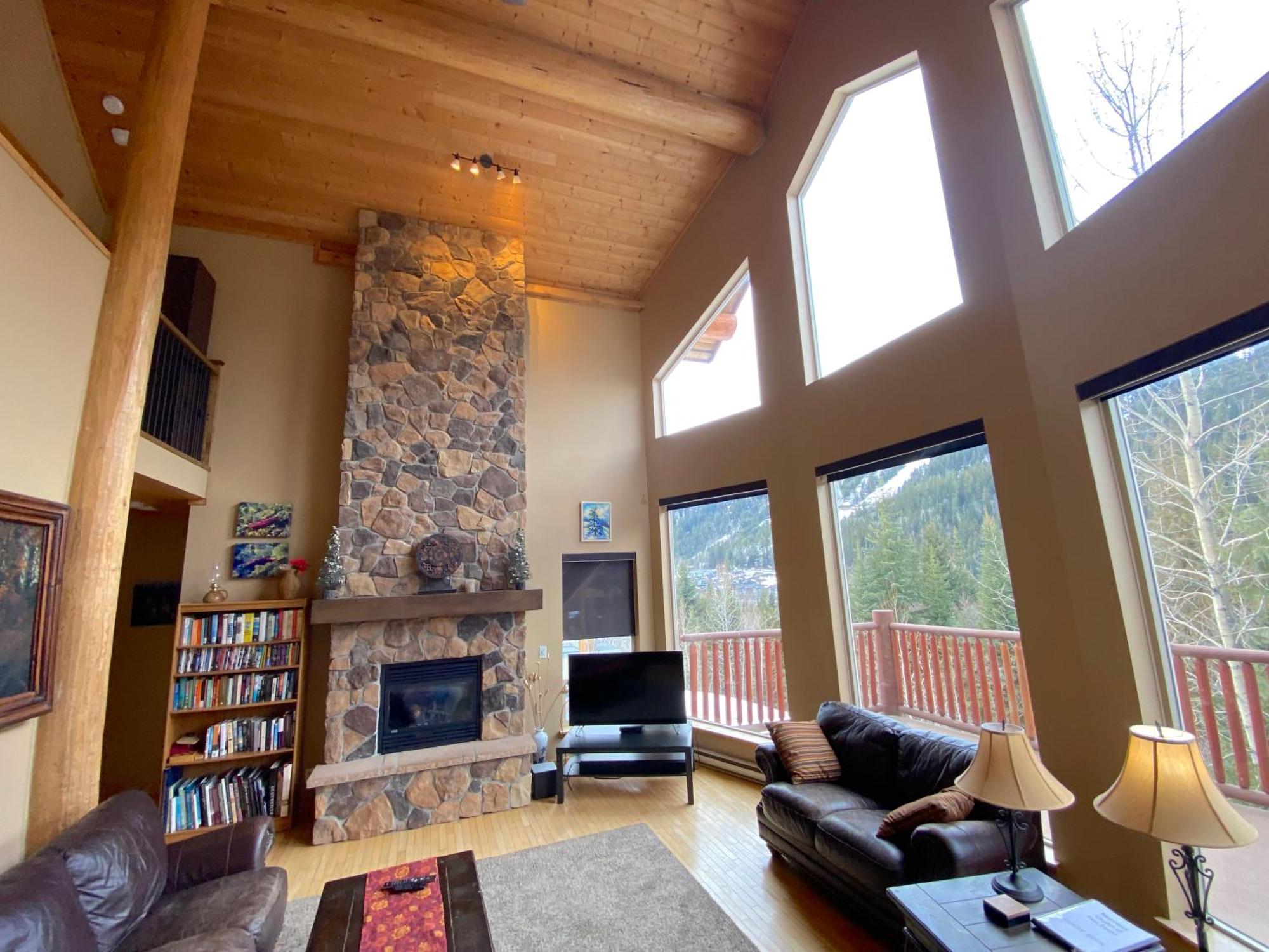 Morrisey Chalet At Sun Peaks Dış mekan fotoğraf