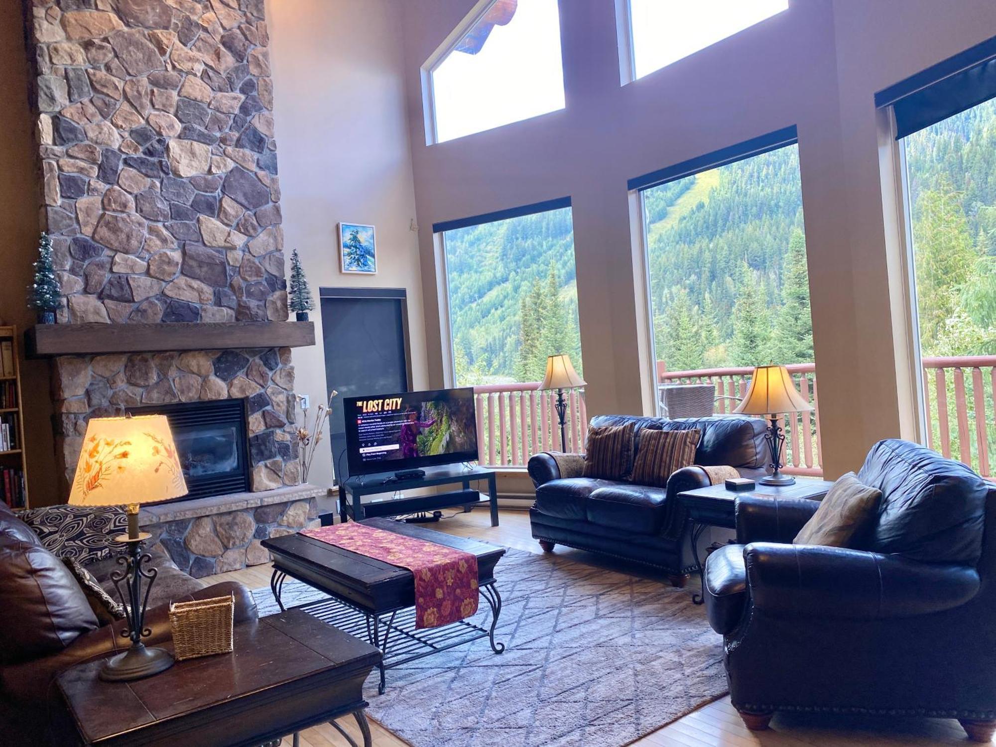 Morrisey Chalet At Sun Peaks Dış mekan fotoğraf